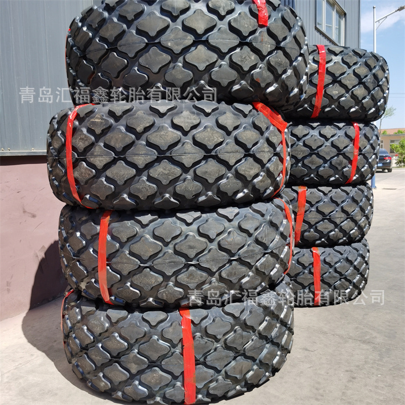 现货供应汇福鑫单钢轮振动碾 压路机轮胎 23.1-26 菠萝花纹真空胎