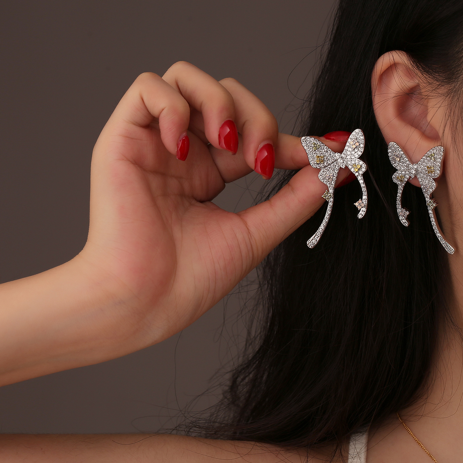 Butterfly Stud Earrings Elegant Swallowtail Unique Jewelry Gift_voghion.com