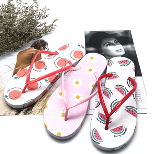 �⴩�ļ��r�аٴ�������Ů �Ӽҿ�ͨɳ��Ьˮ���A�_����Ь����