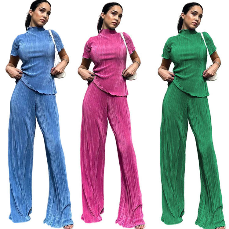 Women's Sports Set Side View