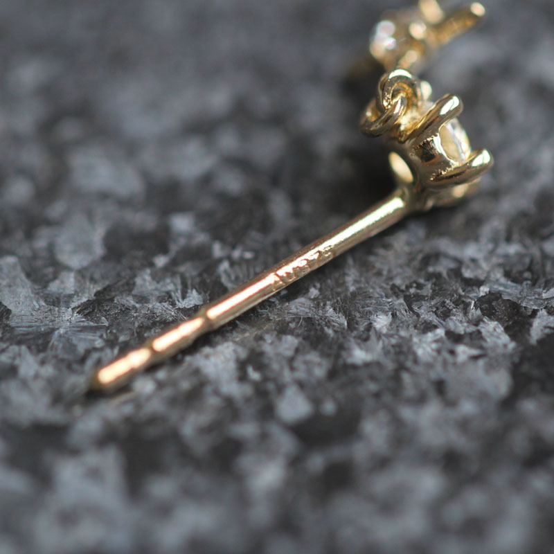 Title 8, Pendientes y aretes sencillos y personalizados ...