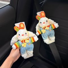かわいいウサギの自動車シートベルトの肩掛けカバーの車の女性の摩耗防止の服の高級感のかわいい車内のカップル