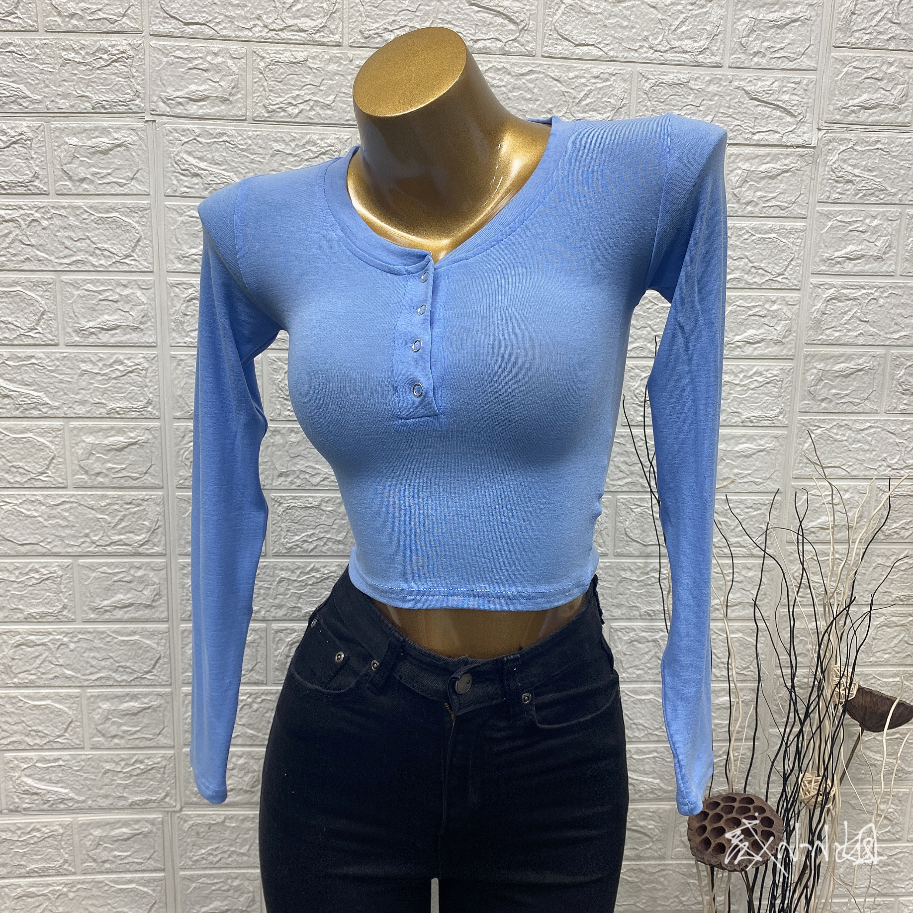 性感显胸大！韩国热销正品2025早春海螺蓝色紧身短款t恤打底衫ins