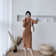 2025秋冬新款剪标大牌女装小个子中长款加厚针织连衣裙开叉毛衣裙