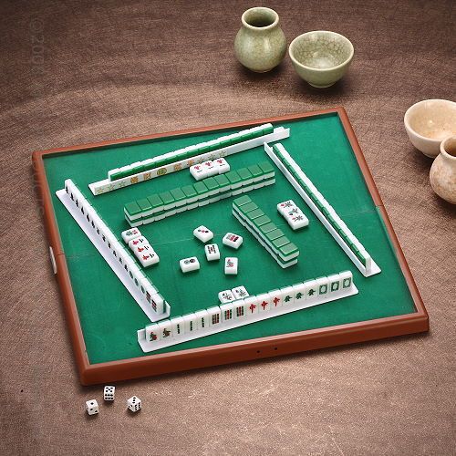 Mini Travel Mahjong Tiles Pocket Travel Small 15mm Mahjong Solid Carved Mahjong Tiles with Table Tile Ruler