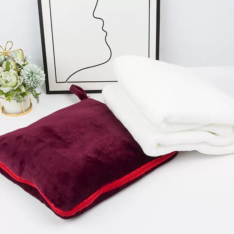 法兰绒毛毯二合一法兰绒抱枕毯可加LOGO