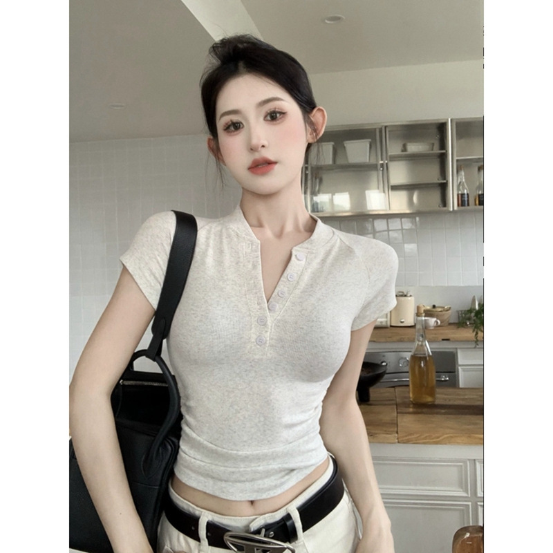 Spring retro sexy short base body-friendly T-shirt
