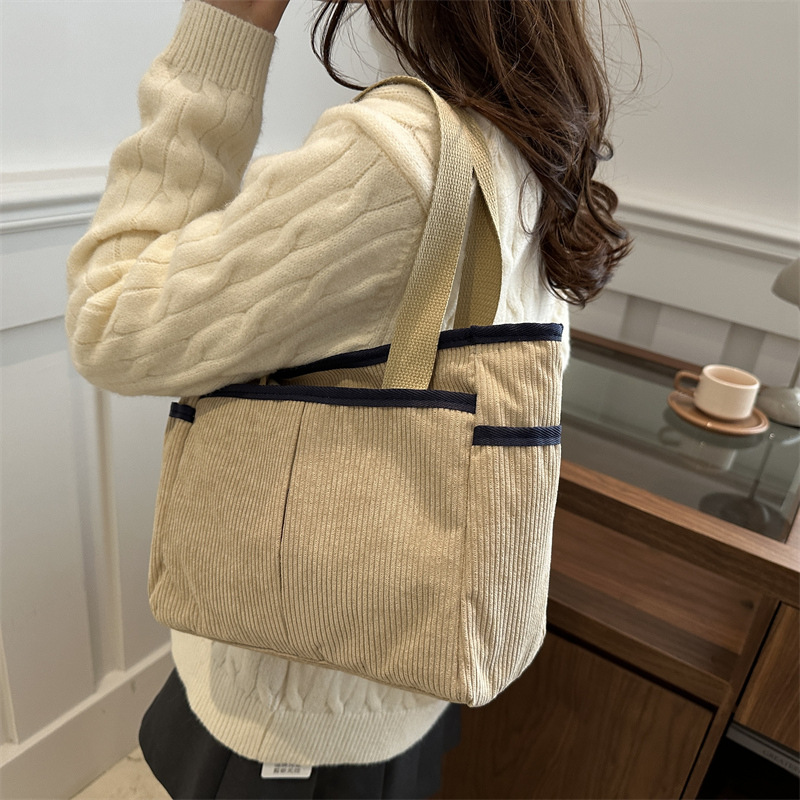 Bolsa de alta capacidad bajo la axila de moda versátil para mujeres 2024 nuevo otoño invierno velcro bolsa de viaje bolsa de hombro