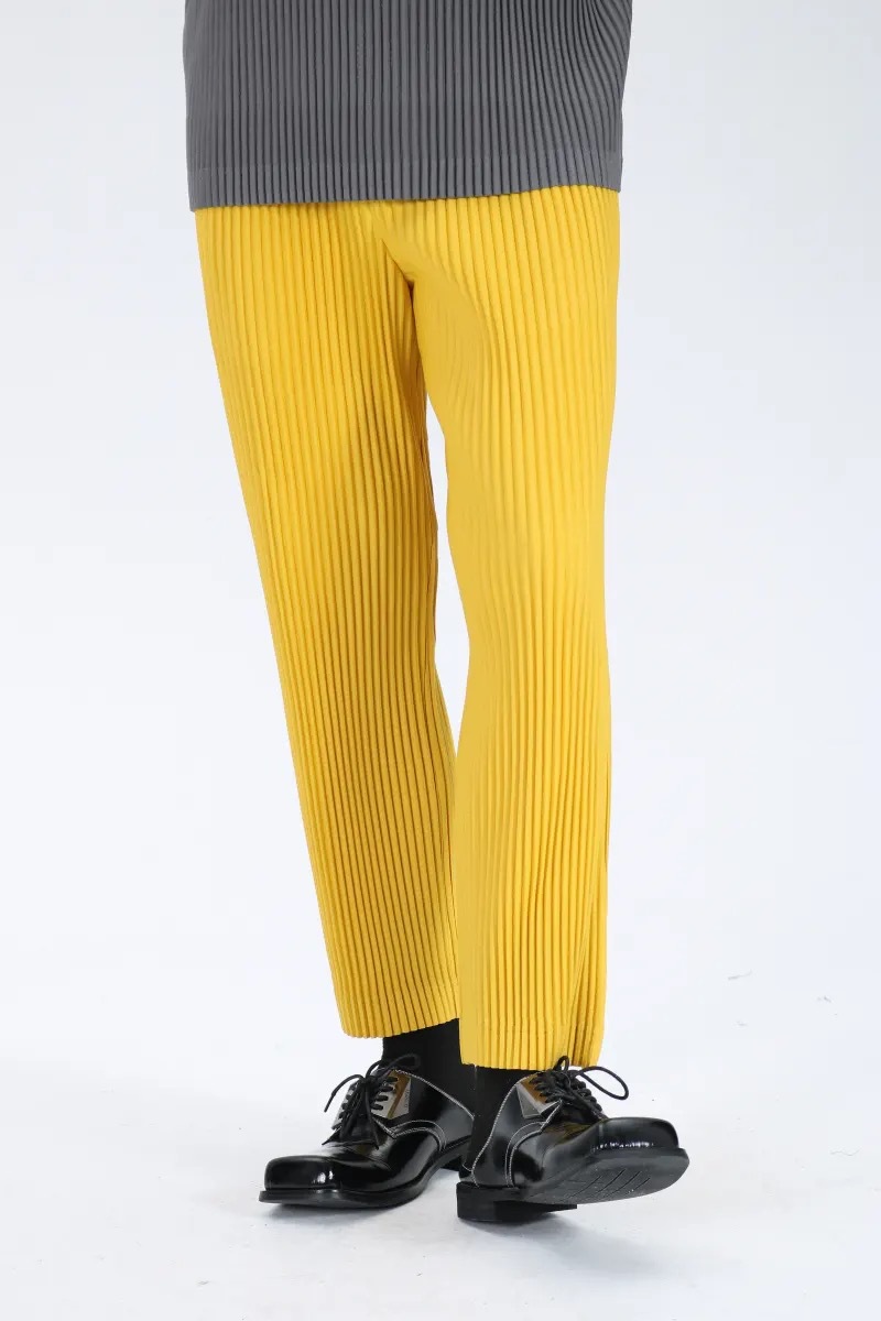 Miyake Workshop plisados pantalones de verano para hombre drapeado rábano elástico casual japonés suelto nueve puntos JF149