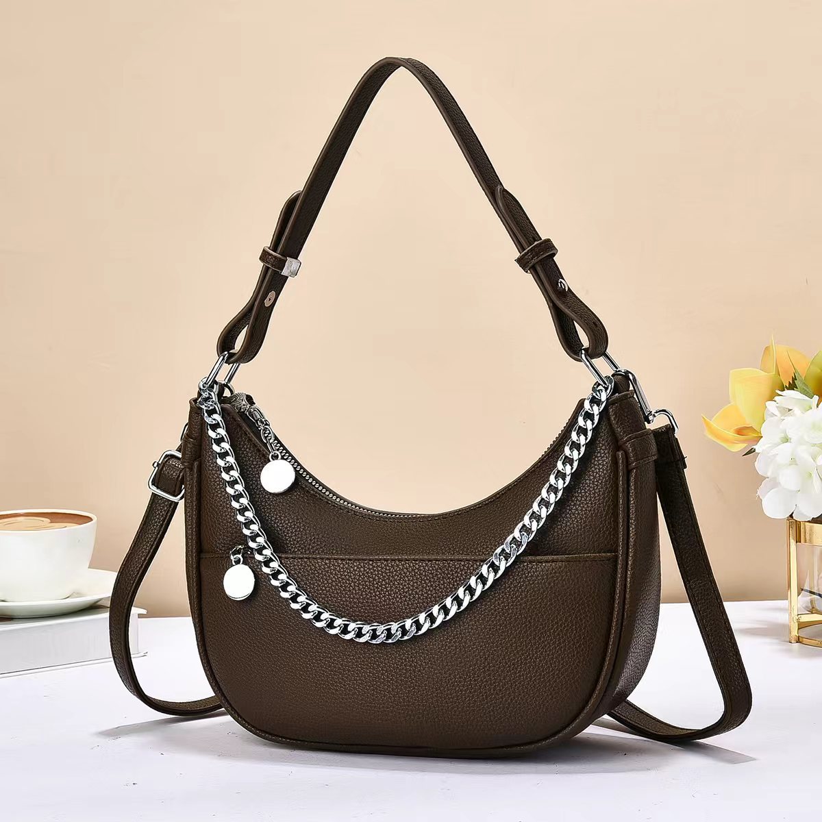 Bolso de hombro de bollo de verano 2025, nuevo bolso de mano, bolso de mujer ligero, bolso de hombro casual, bolso de hombro transfronterizo bgas