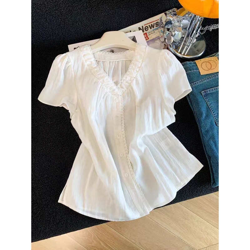 Recommended for Personal Collection~ Korean-Style Fresh and Elegant Collared Shirt for Women, Summer Short Flutter Sleeves, Stylish and Playful Slim-Fit Top