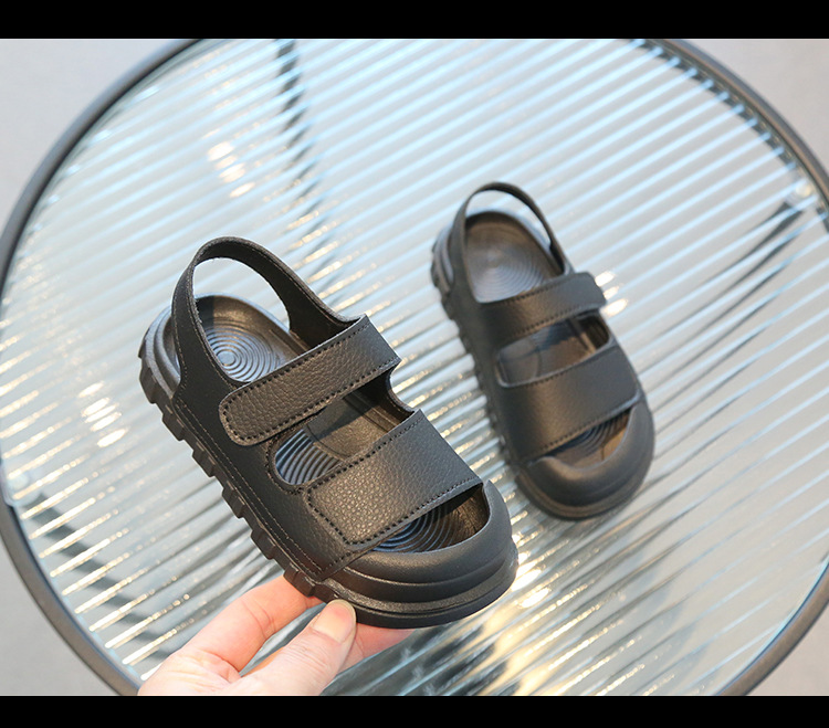 Koreanische Version von Freizeitsandalen mit dicken Sohlen für große Kinder, Jungen und Mädchen, Strandschuhe, Sommerneuheit 2023_voghion.com