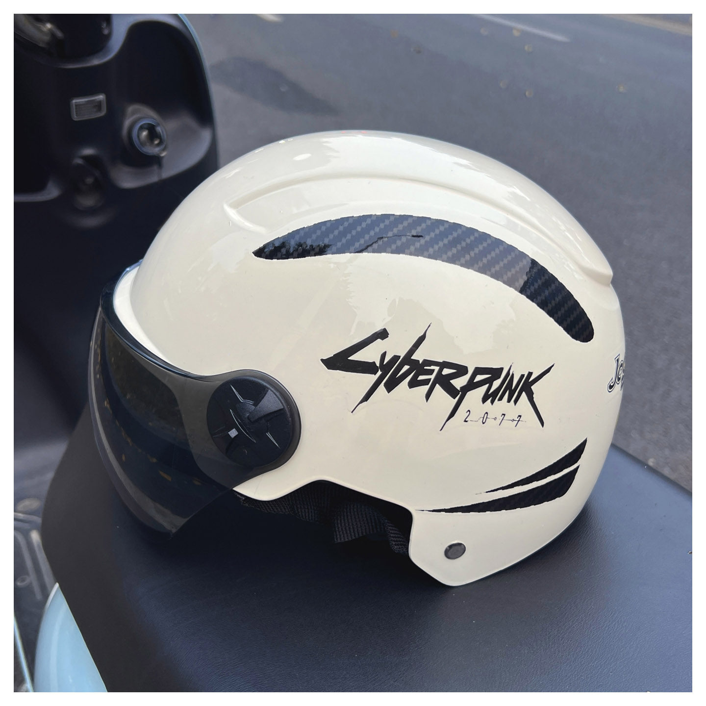 National Standard 3C Certified Electric Vehicle Safety Helmet Cyberpunk Electric Motorcycle Summer Sun Protection Helmet for Men and Women Couples