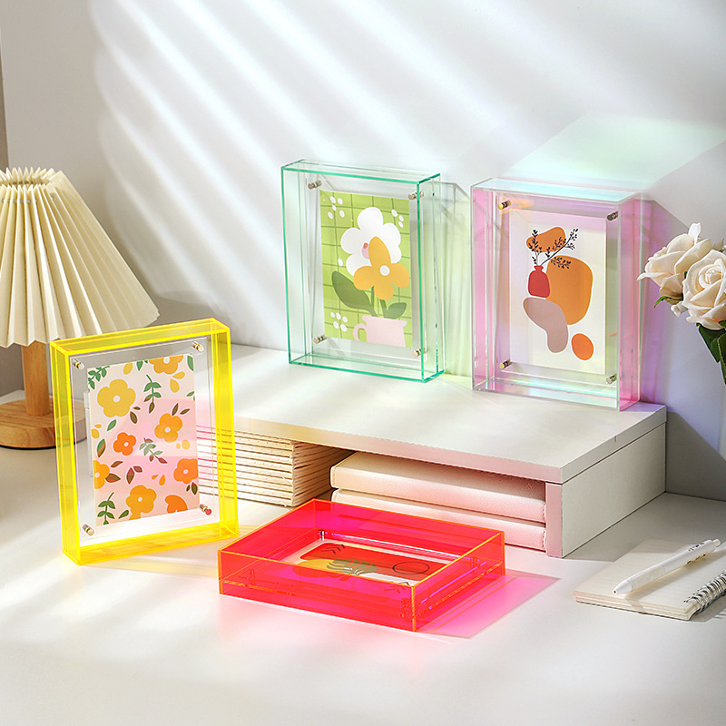 Square Rectangular Hanging Frame Transparent Acrylic Wall Display Frame for Posters Rectangular in Modern Minimalist Style