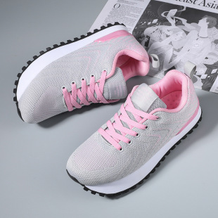 ����ؓ��Ь��Ůǰ��ߺ�����p�ɵ���Ь����Ьһ�����l