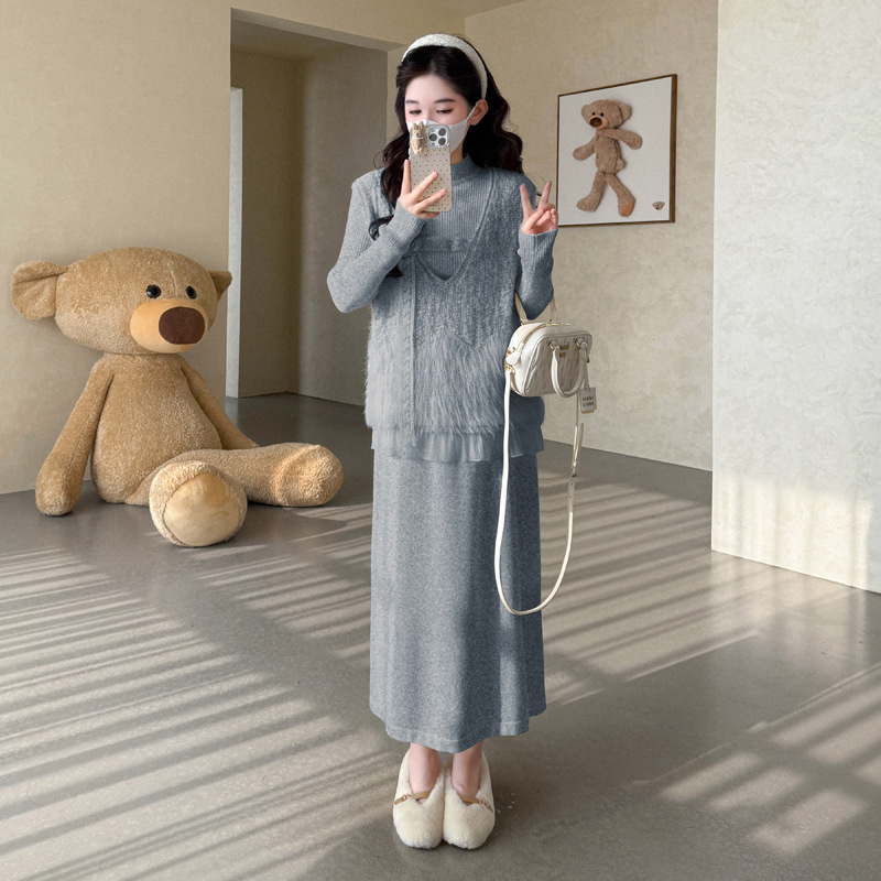 现货2025秋冬孕妇裙韩版时尚重工钩花花朵马甲+软糯打底孕妇套装|undefined