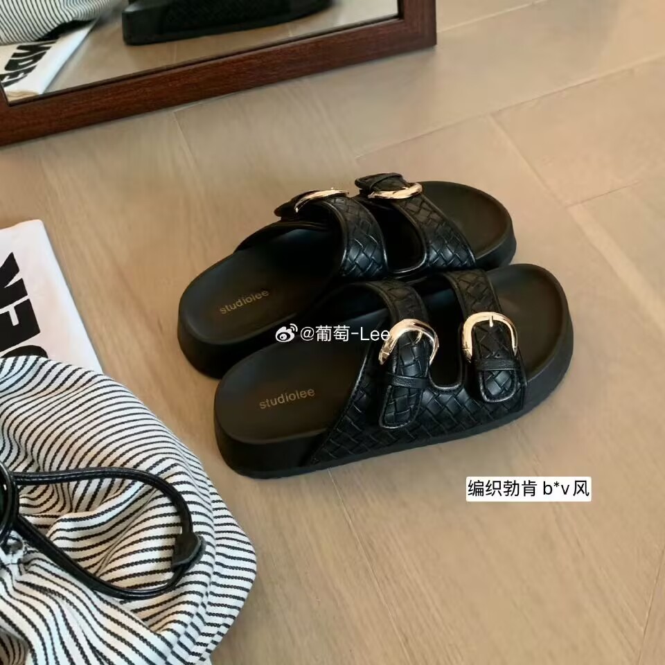 2026 nueva uva madre con el mismo aumento de altura 3cm ~ doble hebilla tejido exterior casual con base gruesa zapatillas frias Birken mujeres