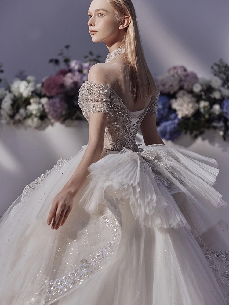 Vestido de novia de lujo 2025, nuevo modelo para novias pequeñas, talla grande, con cola larga, diseño de hombros descubiertos D101.