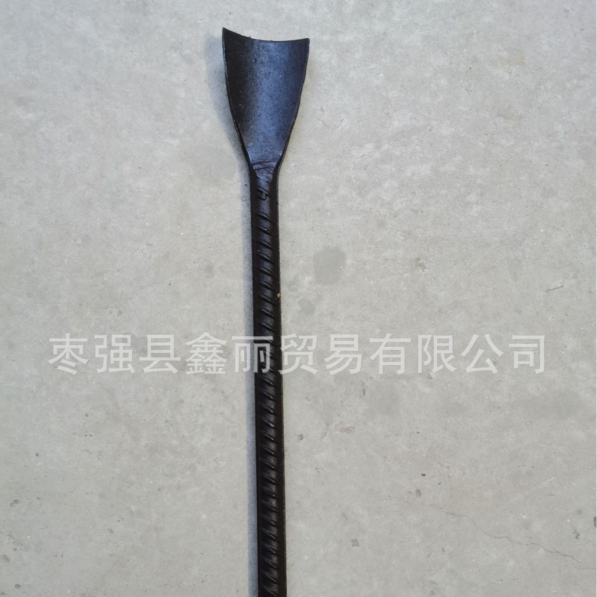供应天津鑫丽 挖香蕉树凿子 扁凿   手动挖牙棒   螺纹钢锻打扁铲