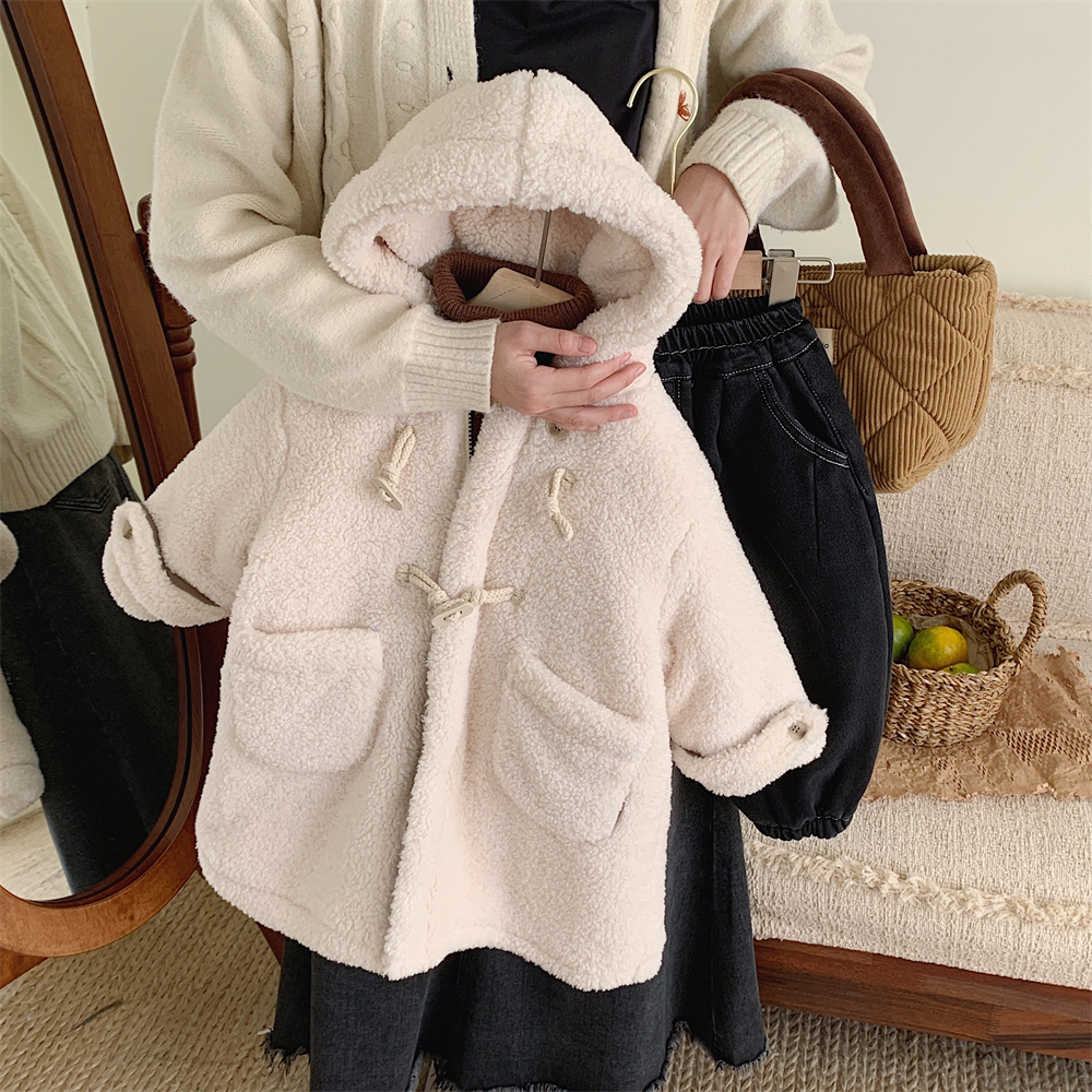 Simple Style Classic Style Solid Color Fleece Girls Outerwear display picture 1