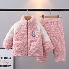 ������ͯ˯�����ӼӺ�A����朿��к�Ůͯ���m�q�H���b�Ҿӷ����b