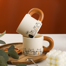 卡通陶瓷马克杯子带盖带勺高颜值情侣水杯办公室喝水杯伴手礼盒装
