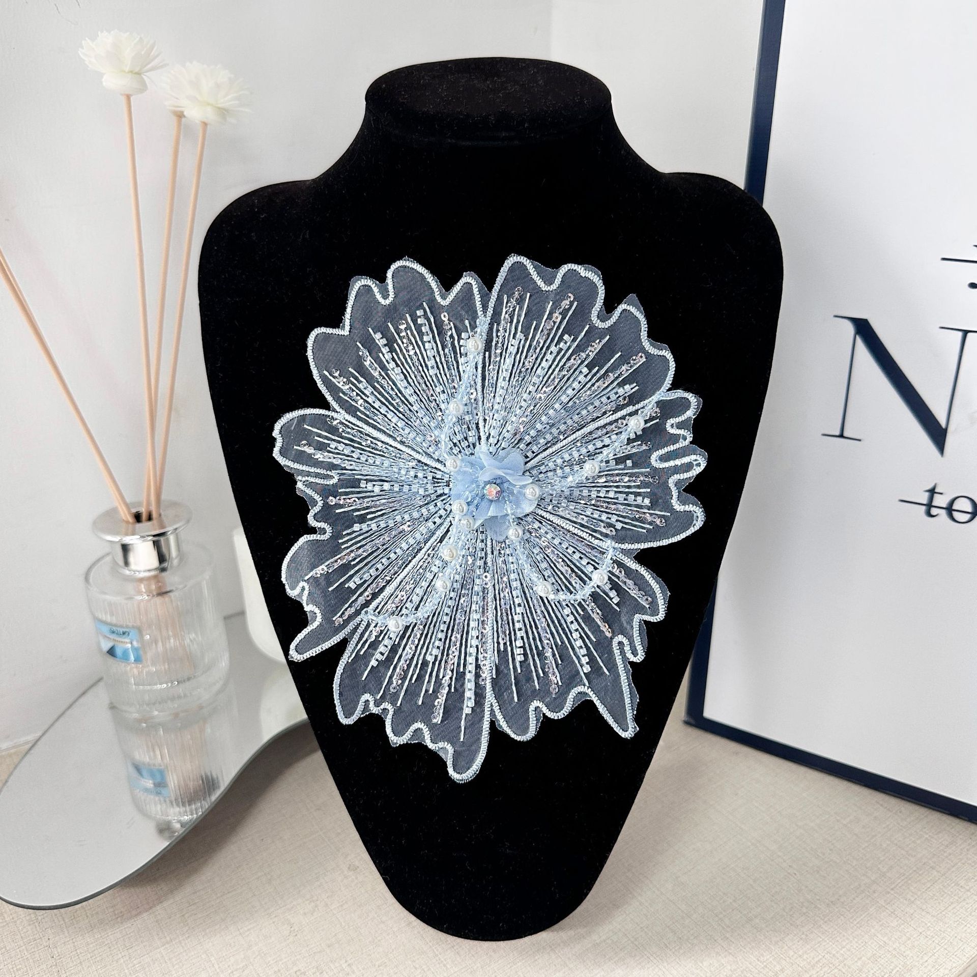 Cuentas de clavos estereoscópicos hechas a mano bordados sequinilla flor parche diy vestido de ropa infantil cheongsam diseño de ropa de actuación