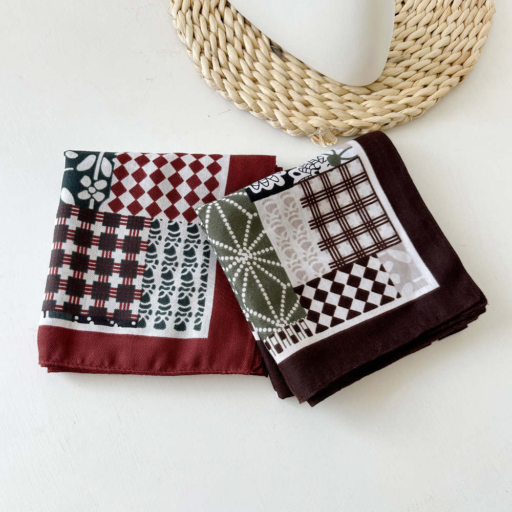 Femmes Style Vintage Style Simple Géométrique Motif À Chevrons Écharpe En Soie display picture 2
