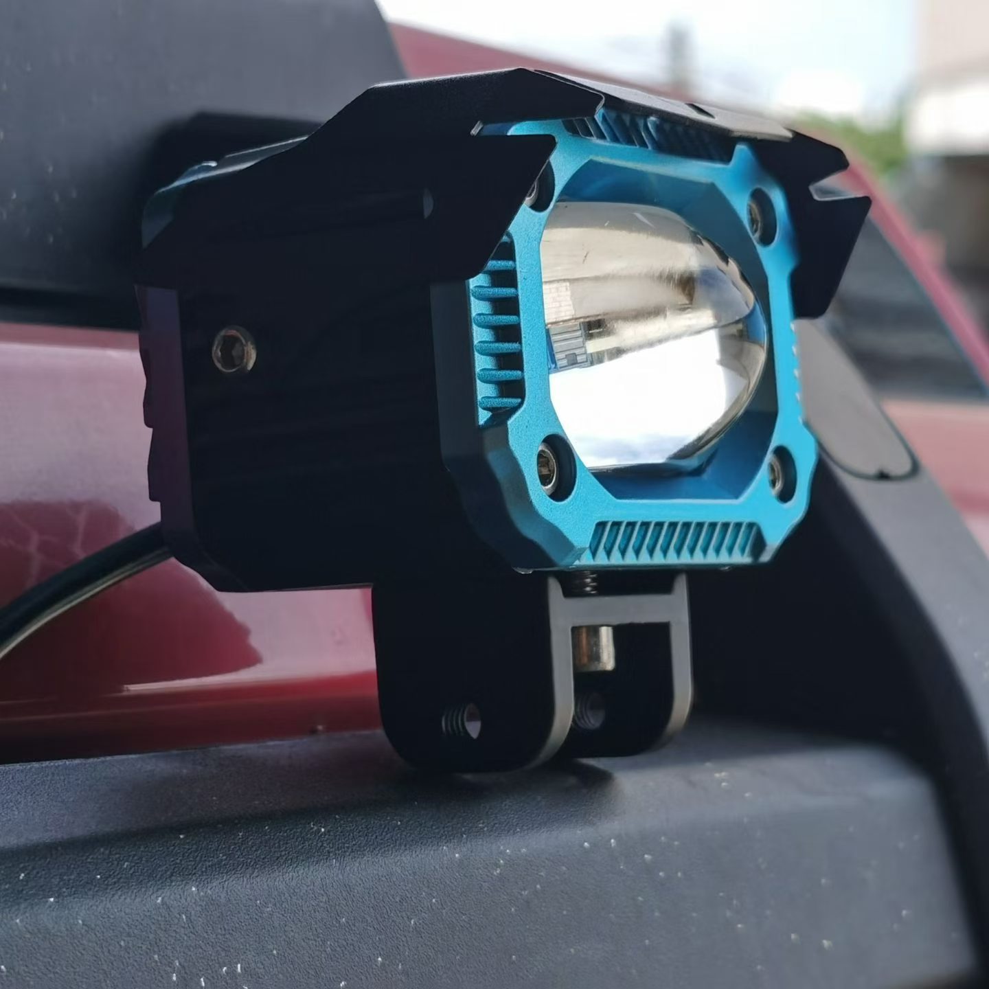 Cross-border motorcycle LED spotlight, dual-color white and yellow modification light, waterproof high-brightness auxiliary light, electric vehicle headlight