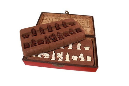 Cross-border hot selling antique Chinese chess PU leather chessboard Xi'an terracotta warriors and horses chess pieces character style parent-child gifts