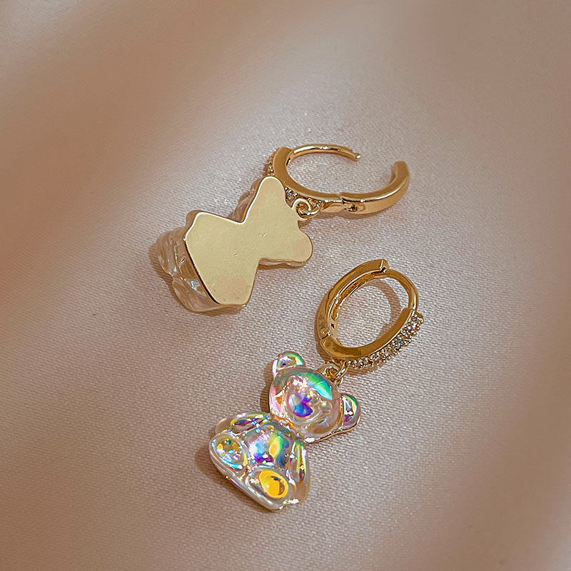 Pendientes con clip de oreja de oso de circonio, bonitos y compactos, dulces y femeninos, pendientes ecológicos de alta gama para mujer.