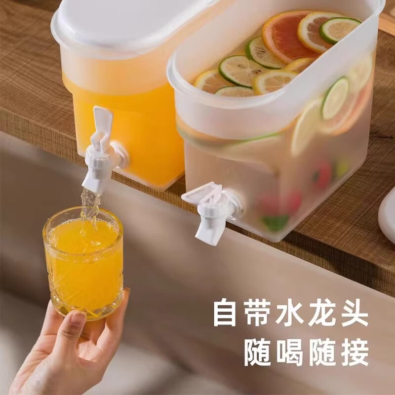 蛇口付き冷蔵庫コールドケトル家庭用大容量日本製高温耐性プラスチックアイスコールドウォーターカップピクニックドリンクバレル|undefined