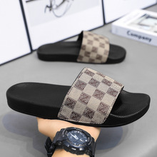 �羳�x����S2025�ļ����W��һ����Ь��H�⴩�����҃��д�a��