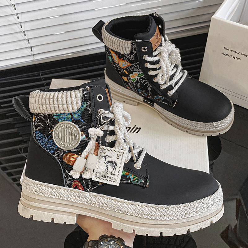 Zapatos de hombre de alto impacto, botas de invierno y otoño, botas de Martin, botas de locomotora de suela gruesa, botas de moda, estudiantes de nuevas botas deportivas para hombres