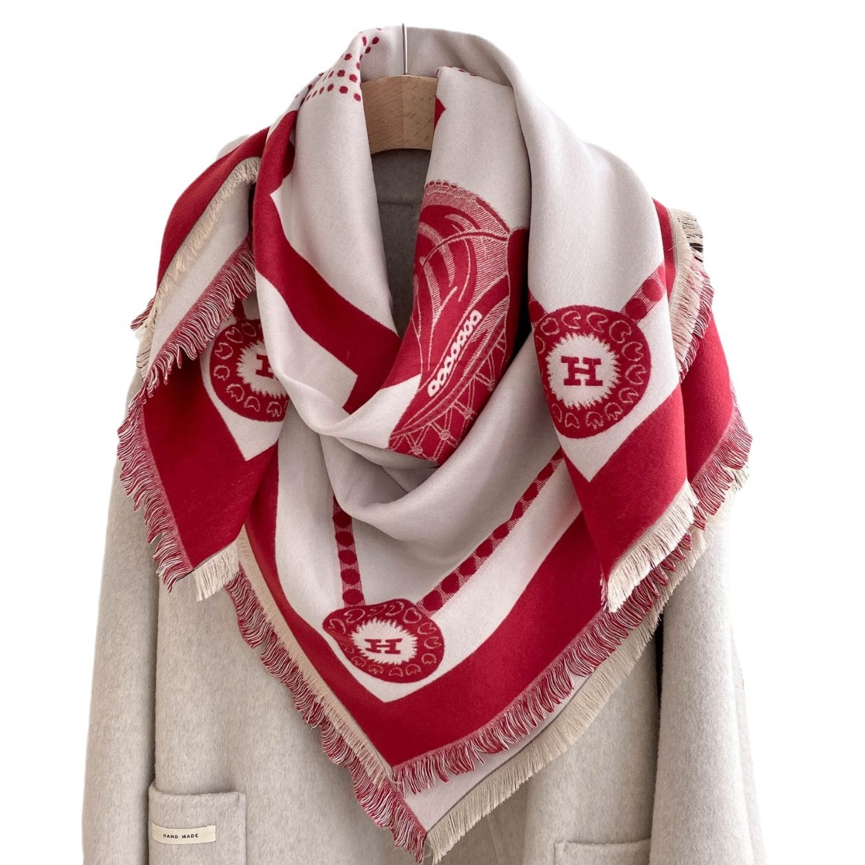 Corea del Sur H Horse imita bufandas de cashmere de alta calidad bufandas cálidas para mujeres otoño y invierno nuevo tipo de capa gruesa