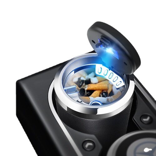 Car-specific LED Night Light Button-Operated Ashtray with Cover, Multifunctional and Stylish Personalized Ashtray for Men and Women