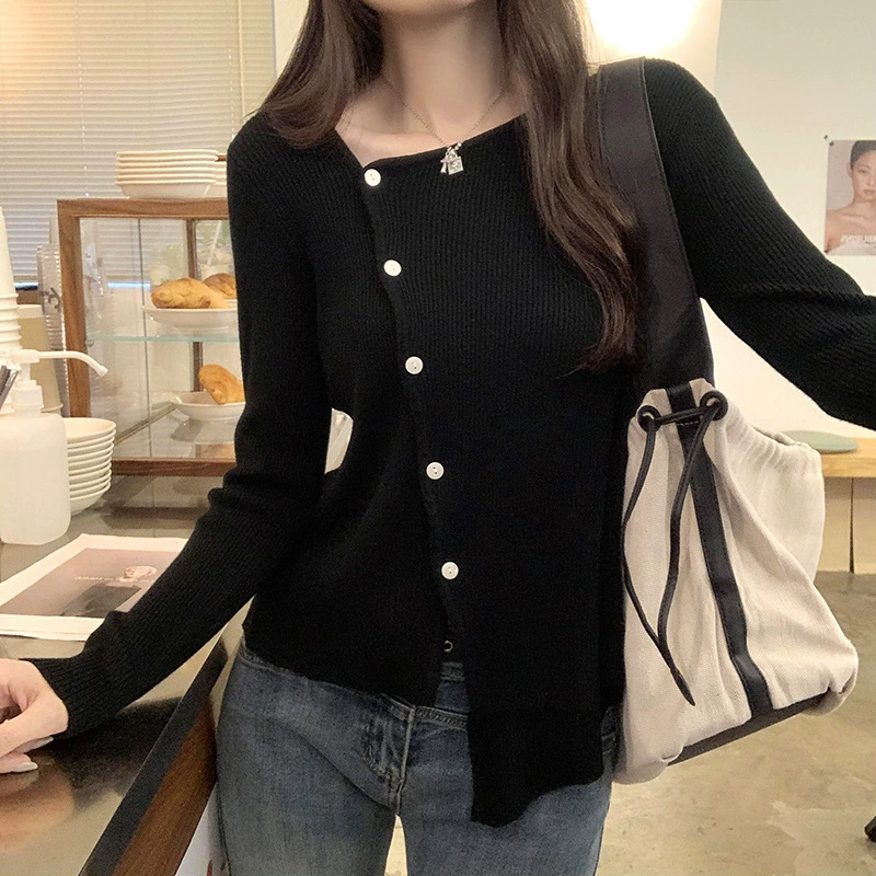 Красивый темперамент торгового центра красивый вязаный кардиган женский осенний и зимний новый уникальный диагональный воротник с длинными рукавами