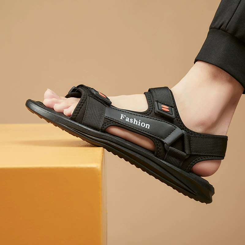 Трансграничные летние сандалии мужские 2023 Новый модный тренд мужская пляжная обувь Joker с мягкой подошвой на открытом воздухе повседневная оптовая продажа