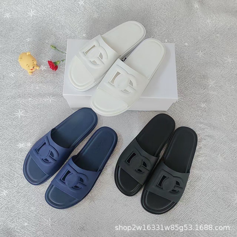 2025 New Men's Slippers Summer Outer Wear Flip-Flops Open-Toe Letters Non-Slip Men's Flat Beach Sandals