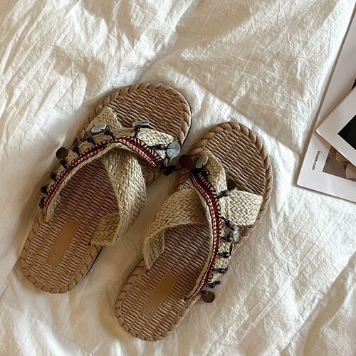 Flowery Slides for Women - Summer Outerwear 2024 Fashion Woven Ethnic Style Slippers for Beach Vacation and Sandals with Soft Flat Soles