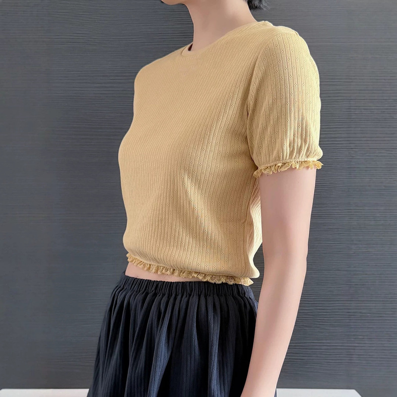 Mm French-Style Low Round Neck Lace-Trimmed T-Shirt for Women, Jacquard Lettering, Summer Slim-Fit Short-Sleeve Sexy Crop Top Mm French-Style Low Round Neck Lace-Trimmed T-Shirt for Women, Jacquard Lettering, Summer Slim-Fit Short-Sleeve Sexy Crop Top