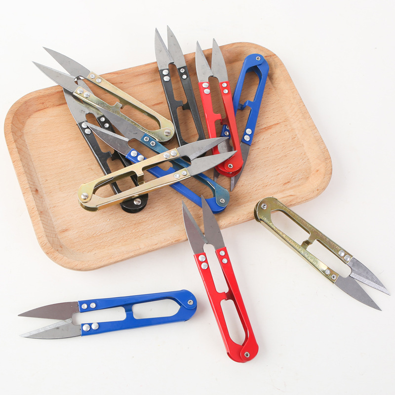 Herramienta de punto de cruz color especial tijeras pequeñas cortador de hilo en forma de U cortador de hilo