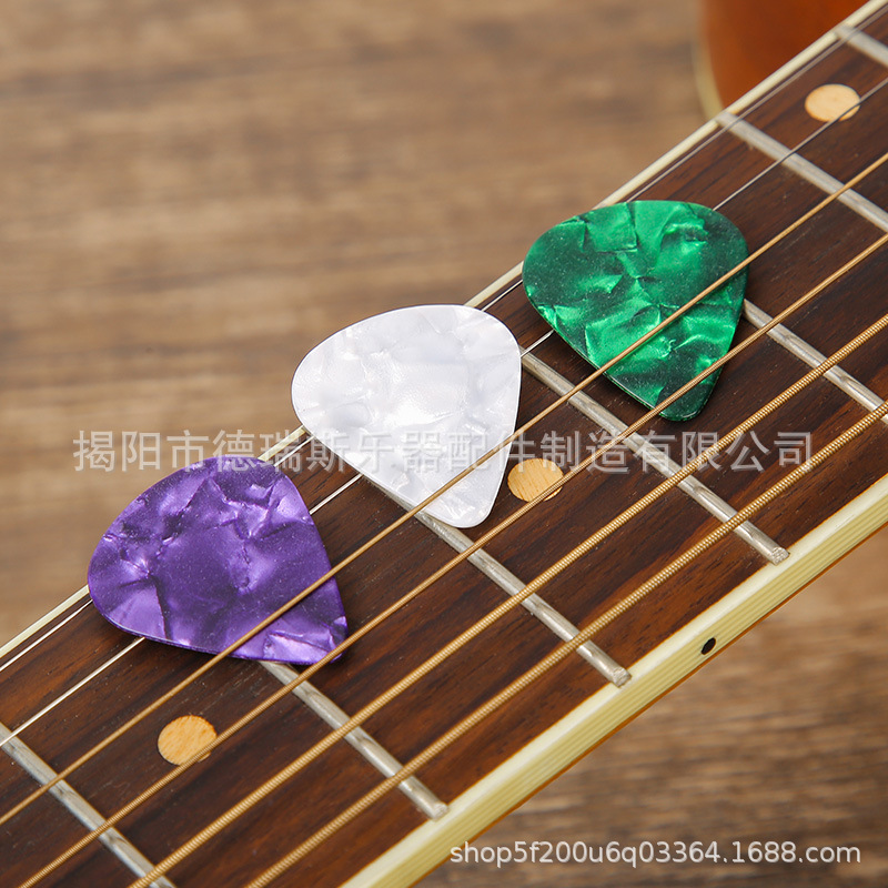 Púas de guitarra de celuloide ABS, accesorios para instrumentos musicales, recomendadas para venta al por mayor, impresas, grabadas a una o dos caras, para guitarra acústica