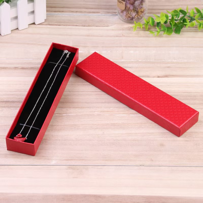 Tiktok red caja de horquilla roja patrón de piña caja de pulsera larga caja de embalaje de joyería negra peine de melocotón caja de regalo