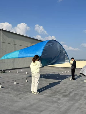 Uv Protection for Seaside, Avtomobil yan çətirləri