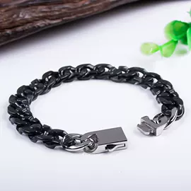 翡翠项饰;天然玉石项饰;翡翠手饰