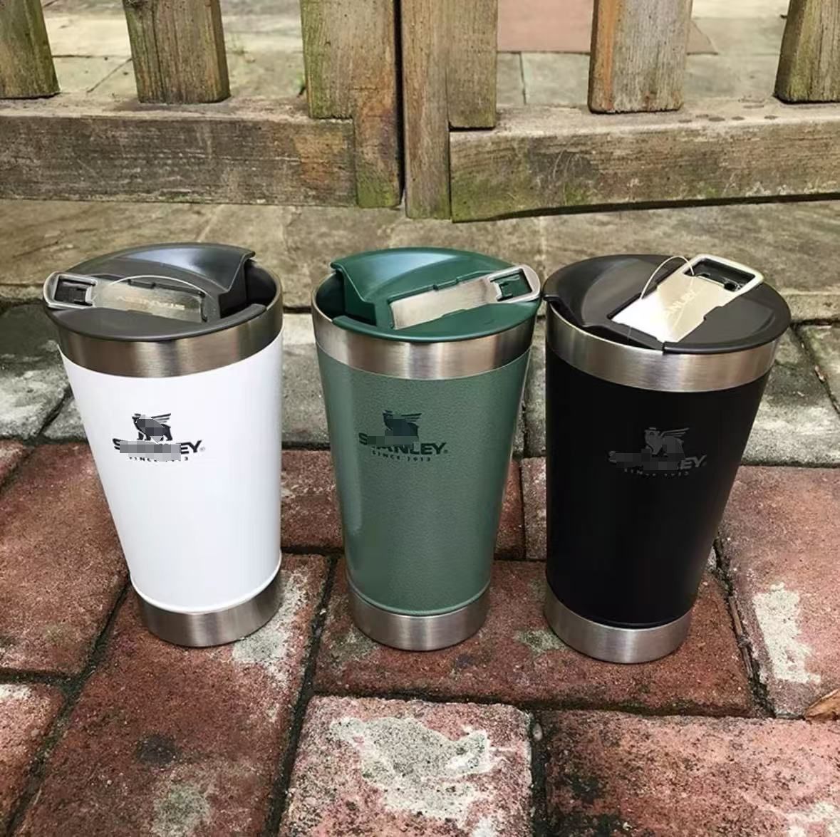 Stock STANLEY tazas de cerveza al aire libre de acero inoxidable tazas de café calientes de moda de oficina whisky