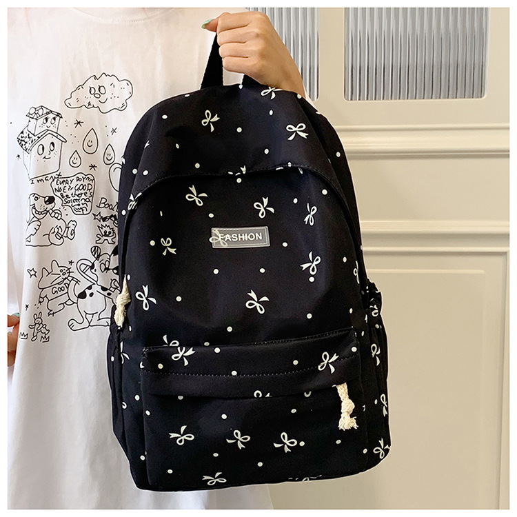 Japanese-style minimalist casual large-capacity backpack for middle and high school students, lightweight and trendy school daypack for girls