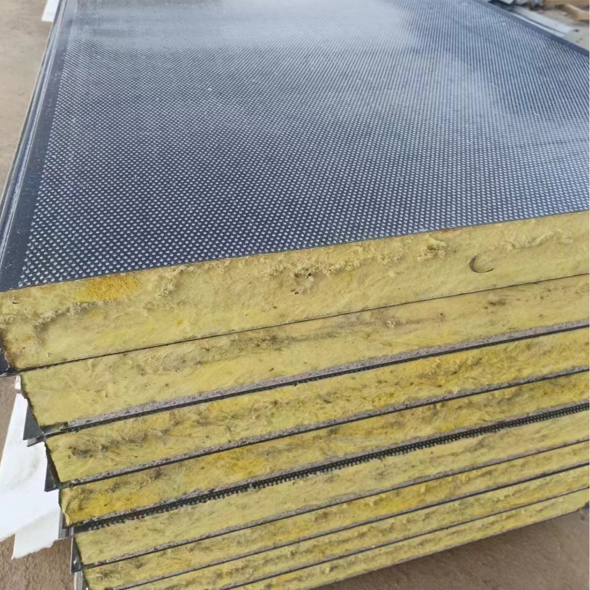 Comercio exterior transfronterizo retardante de llama amortiguador compuesto absorbedor de sonido equipo de sala de máquinas aislamiento acústico reducción de ruido herramientas material aislamiento acústico de pared