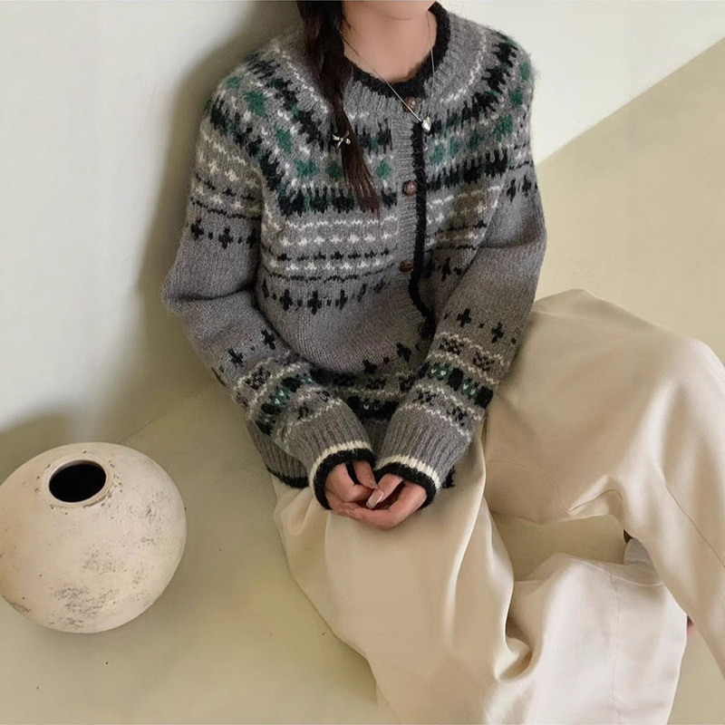复古费尔岛毛衣外套女装秋冬新款宽松慵懒风软糯提花针织开衫上衣|undefined